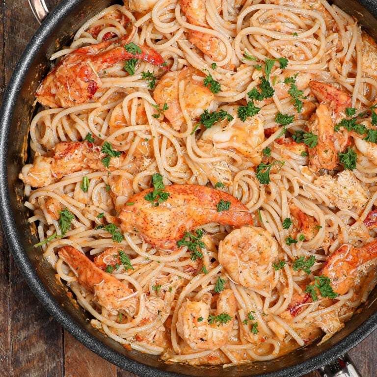 Seafood Pasta with Roasted Pepper Sauce