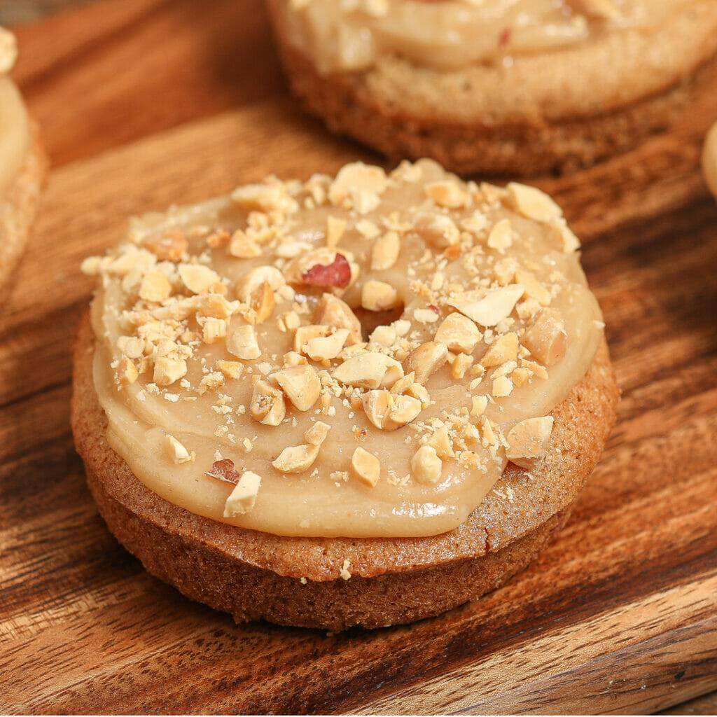Gluten Free Banana Donuts with Peanut Buter Frosting