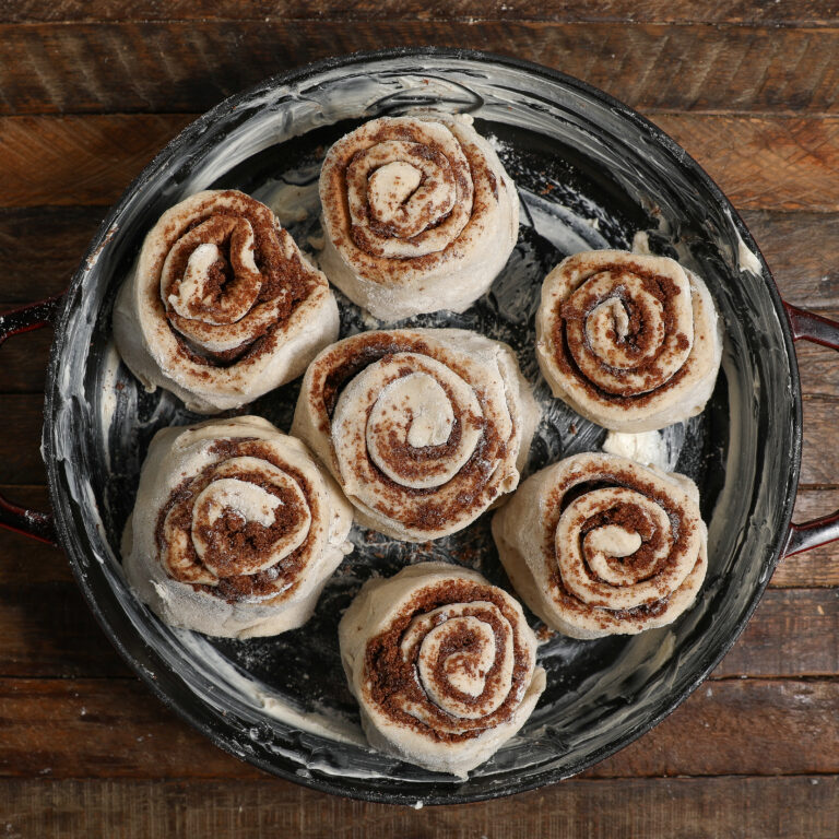 Hot Chocolate Cinnamon Rolls The Salty Cooker Flavorful, Simple