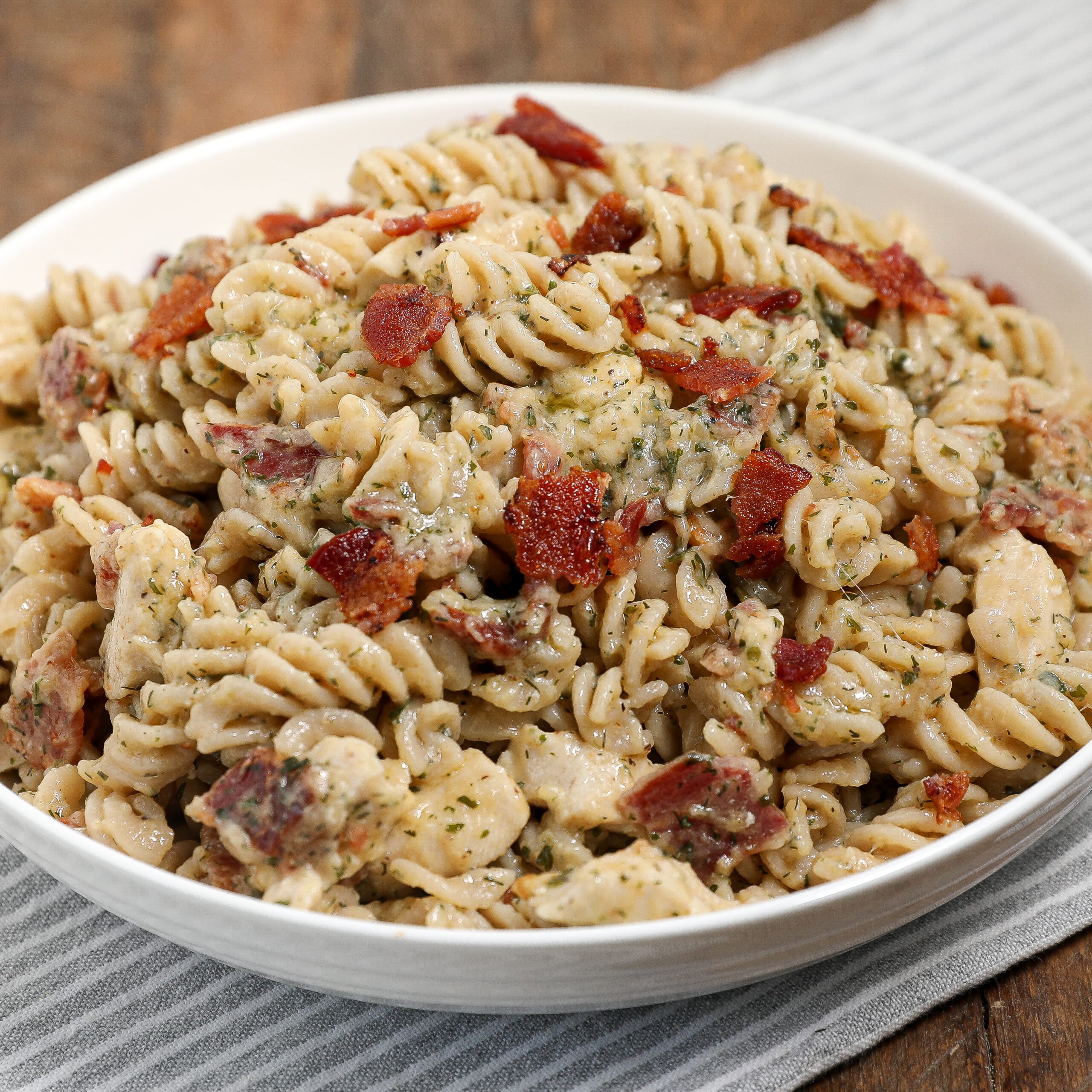 Creamy Chicken Bacon Ranch Pasta