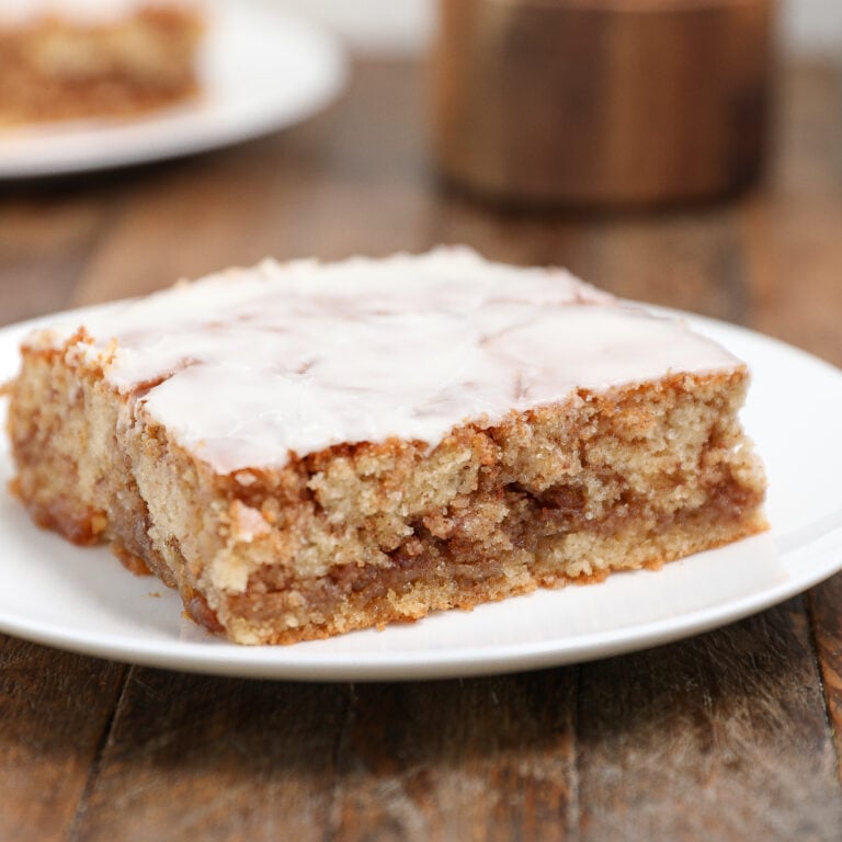 Cinnamon Roll Cake
