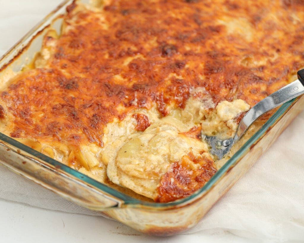 Cheesy Scalloped Potatoes