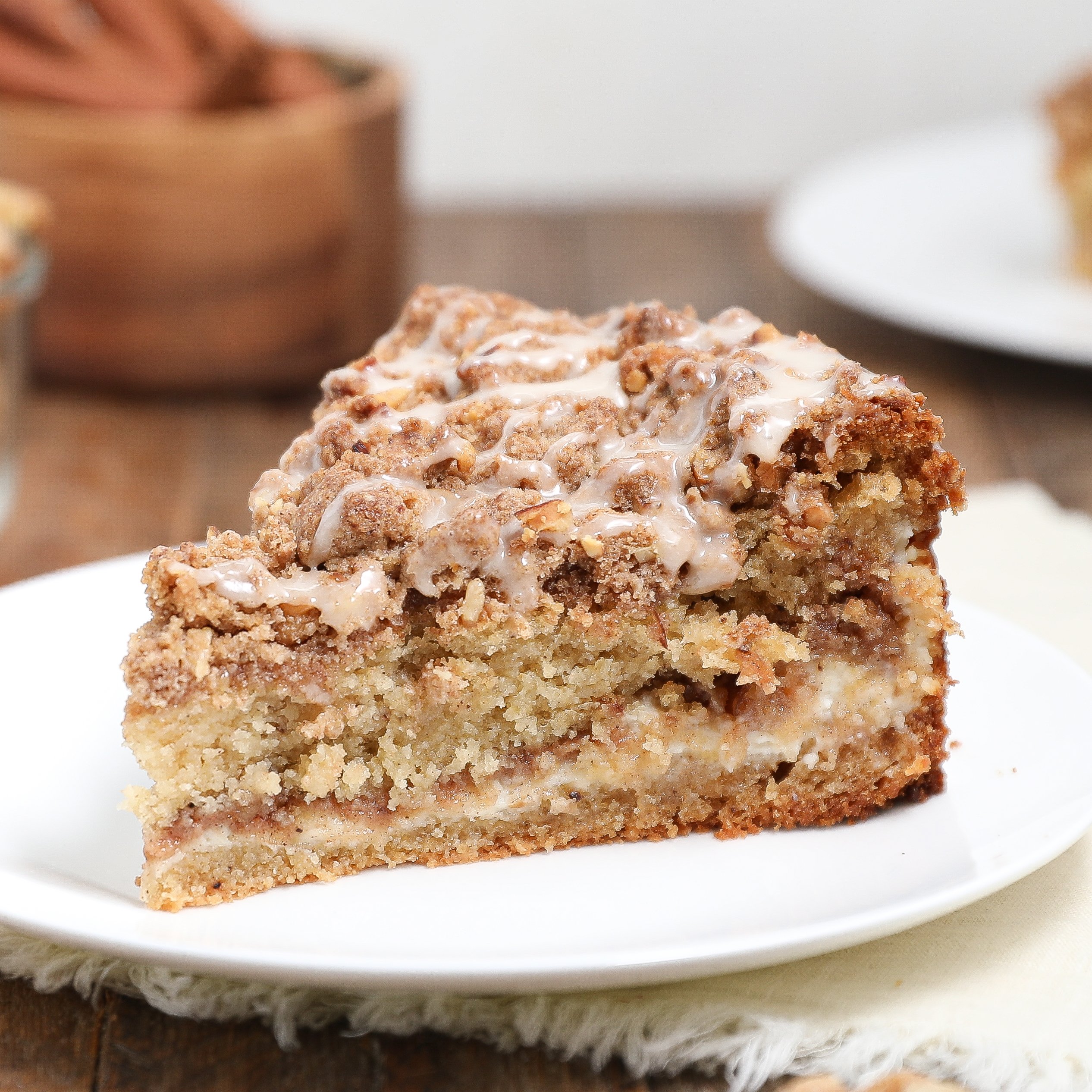 Fluffy and Rich Walnut Coffee Cake Recipe