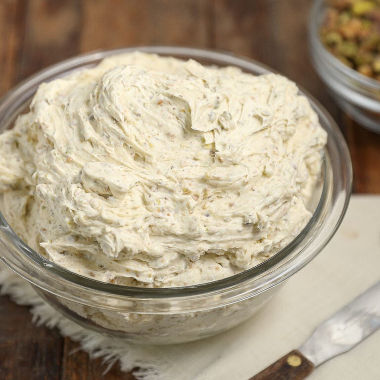 Pistachio Buttercream Frosting