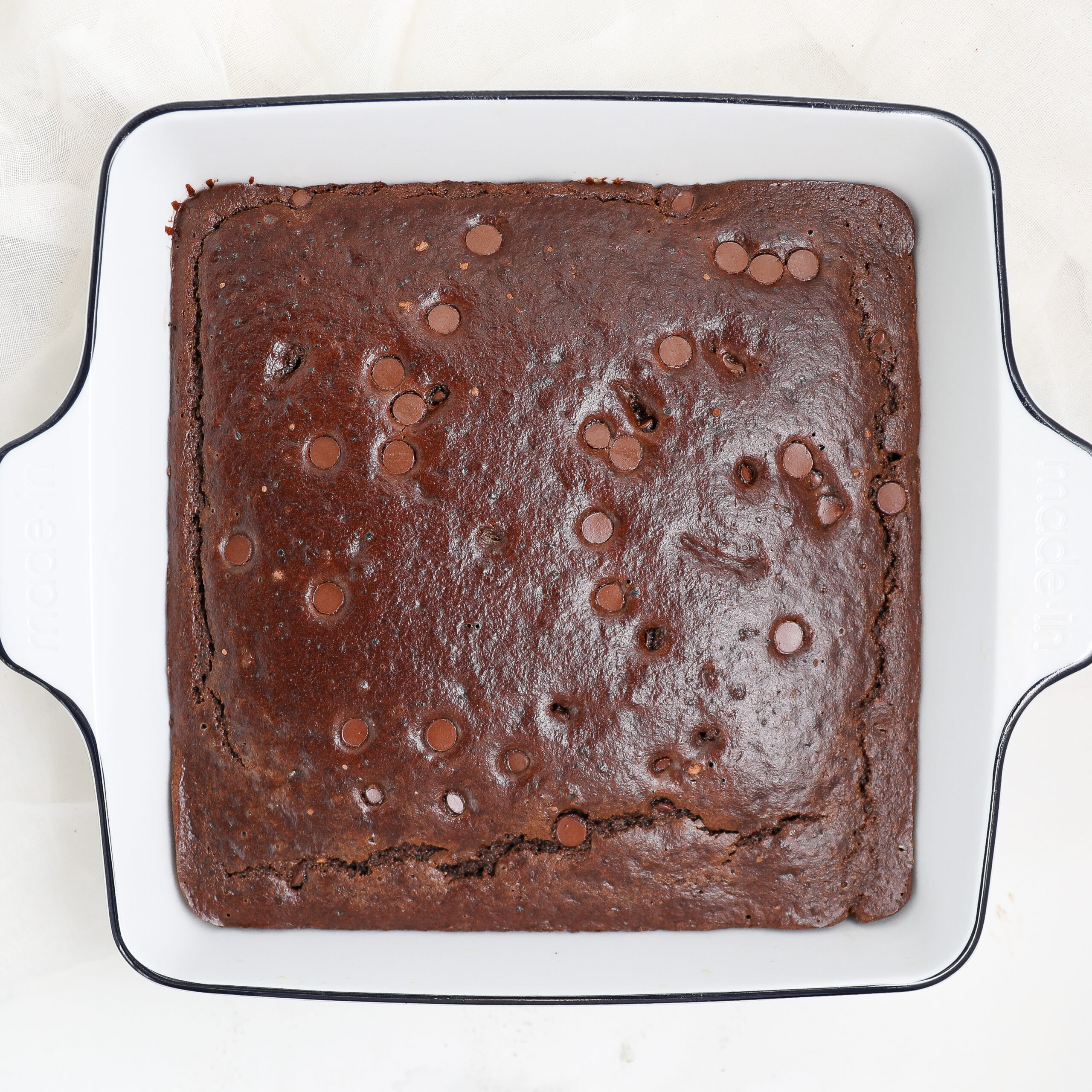 Moist Almond Flour Chocolate Cake (No Refined Sugar)