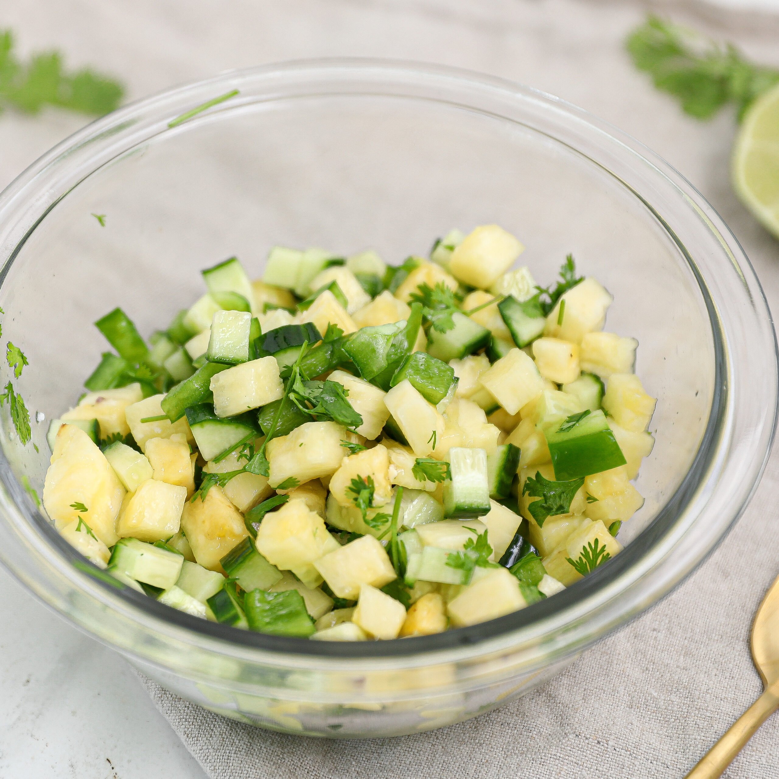 Pineapple Salsa (10 Minutes!)