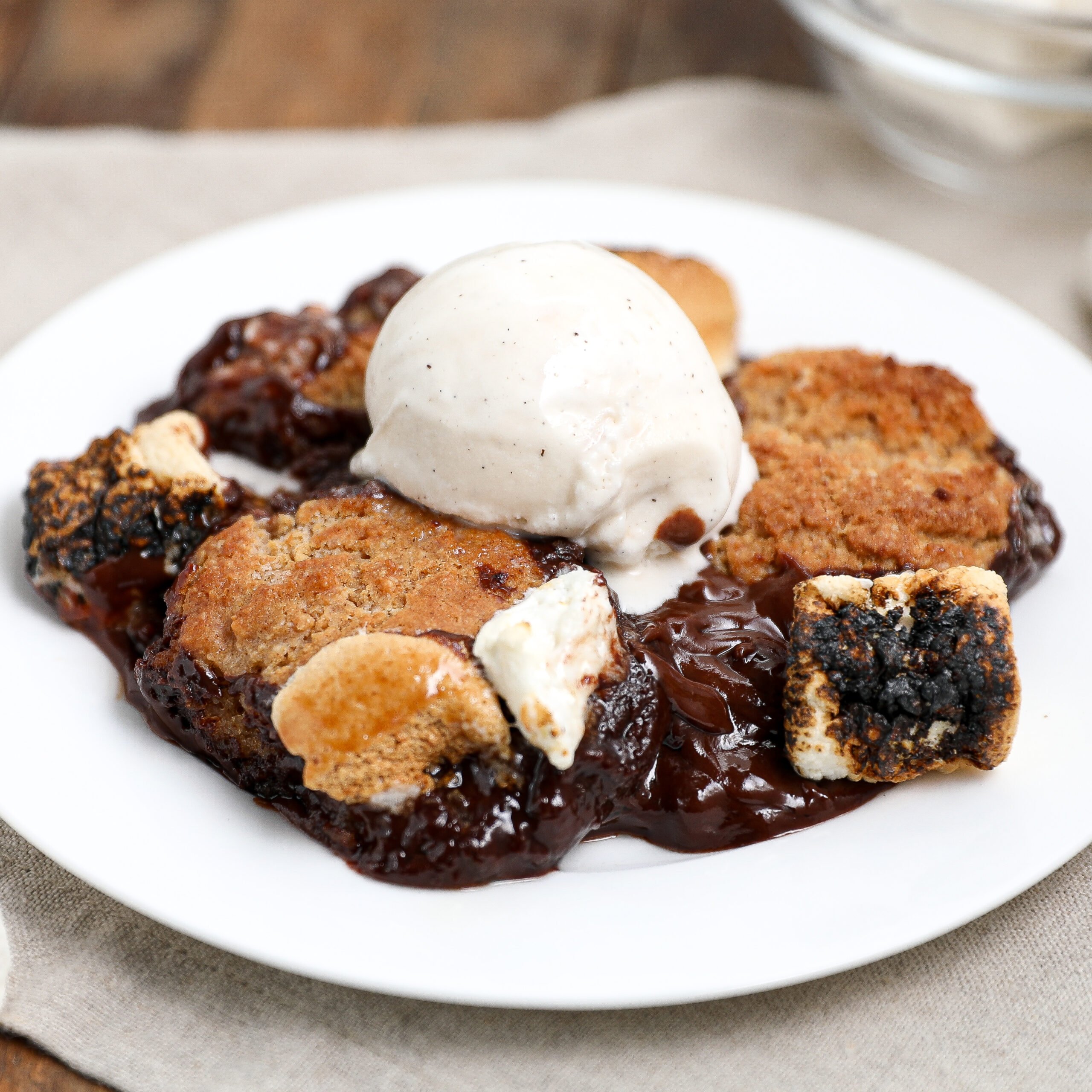 Campfire S’mores Cobbler (No Fire Needed)